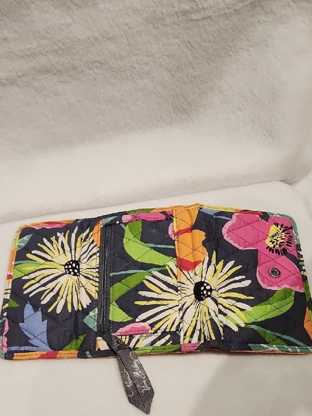 Vera Bradley 2pc. Quilted Floral Shoulder Bag in Navy Multi & Wallet - Picture 11 of 16